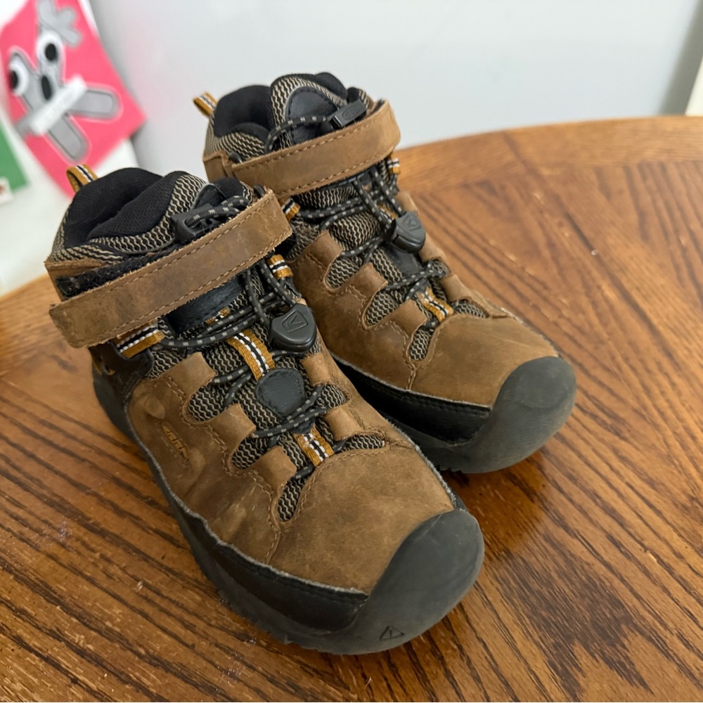 Keen Kids Brown and Black Boots